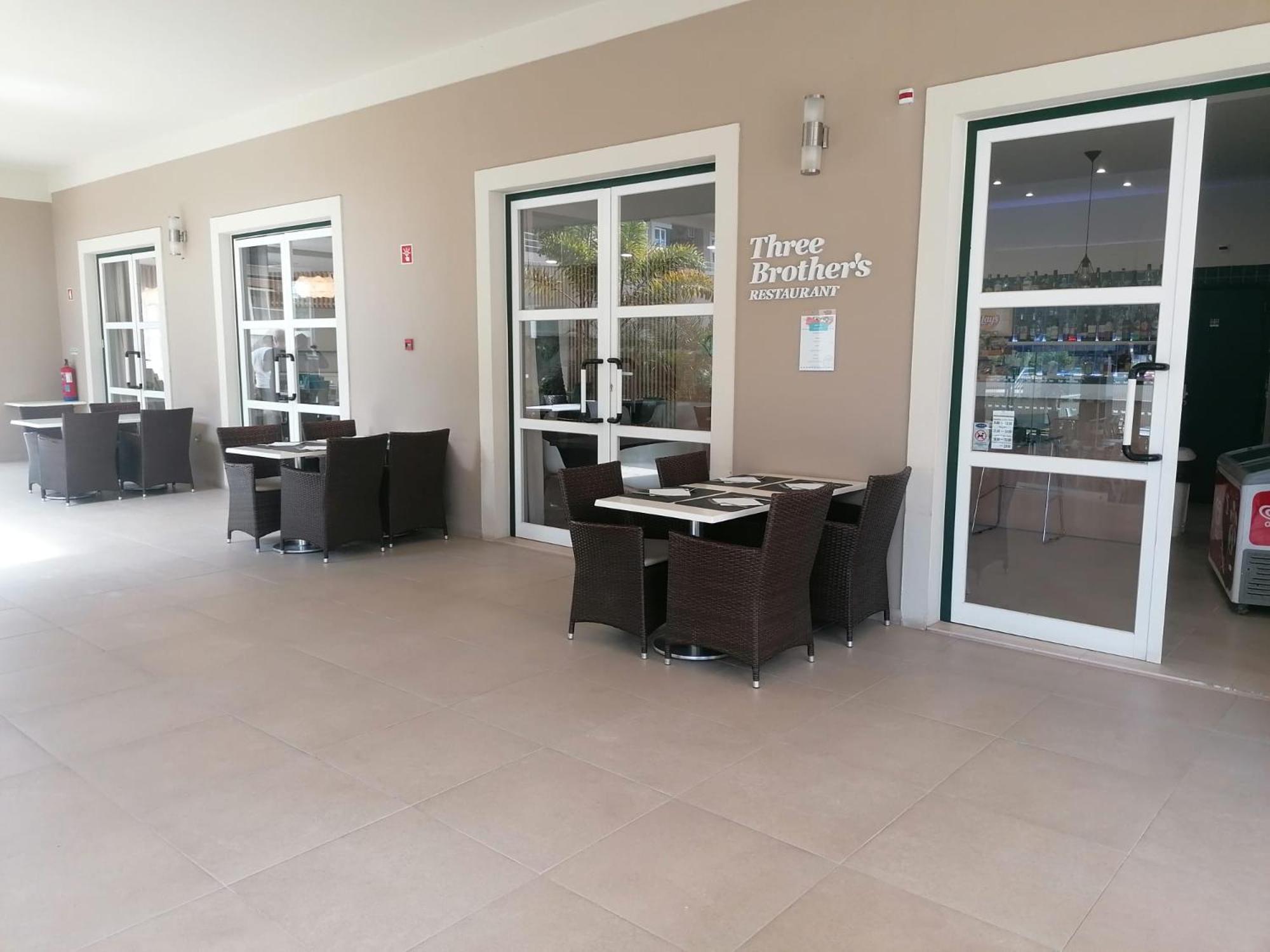 Alvor - Vitors Plaza Apartamento Портиман Екстериор снимка