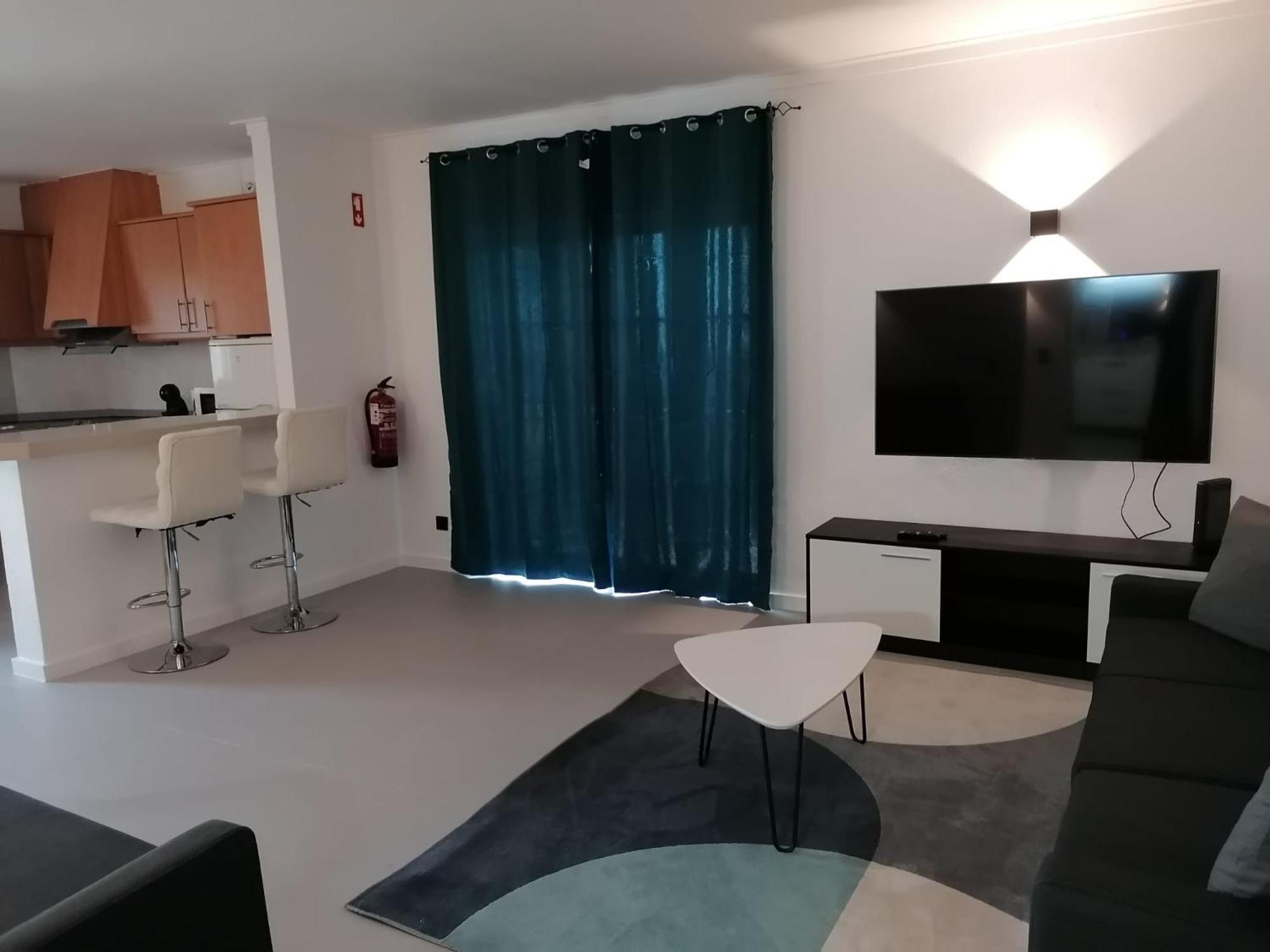 Alvor - Vitors Plaza Apartamento Портиман Екстериор снимка