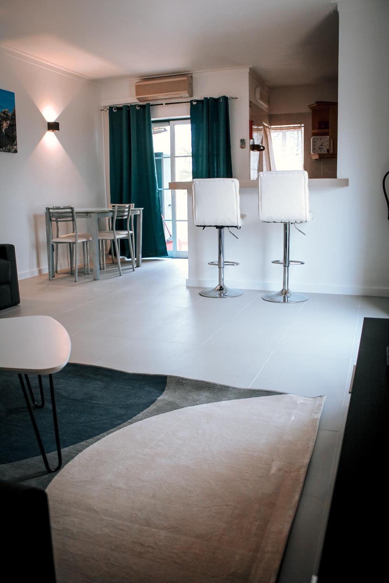 Alvor - Vitors Plaza Apartamento Портиман Екстериор снимка