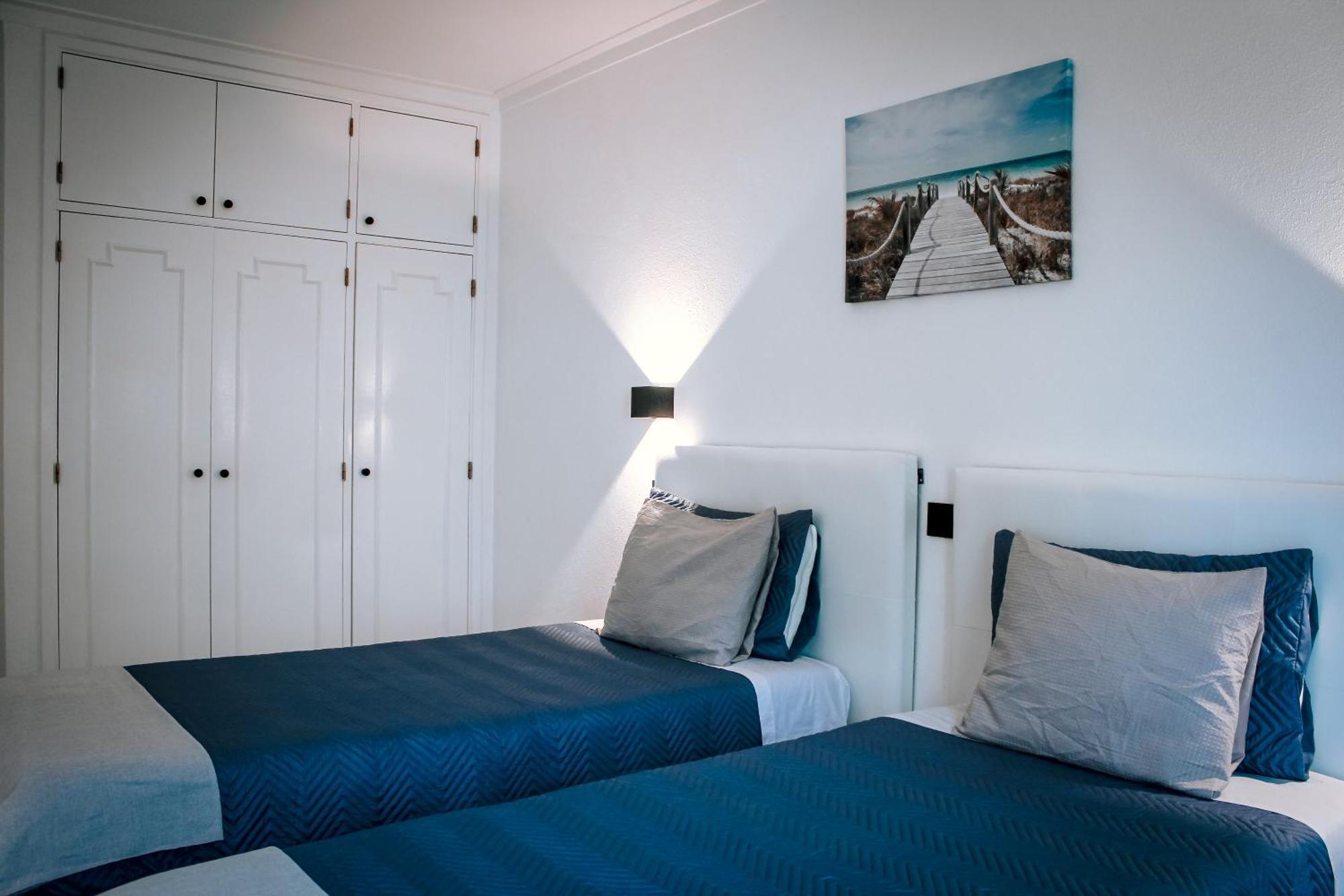 Alvor - Vitors Plaza Apartamento Портиман Екстериор снимка